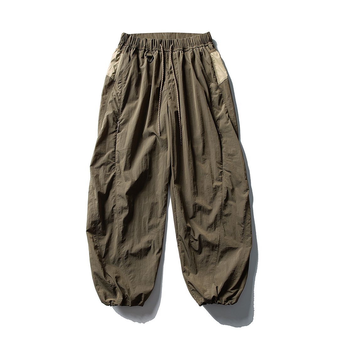 Herren Balloon-Silhouette Ripstop-Freizeit-Hose mit elastischem Tunnelzugbund, Zip-Taschen und D-Ring Drune