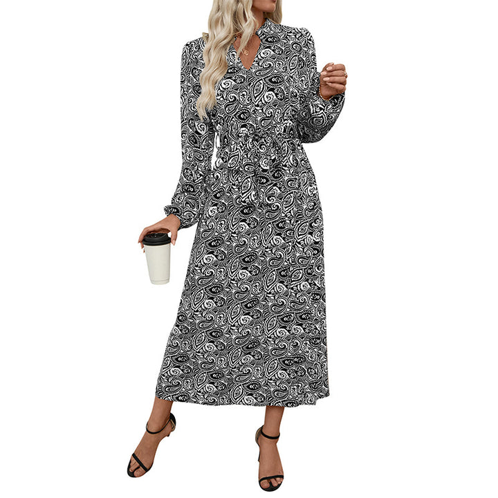 Damen Maxi-Kleid mit tailliertem Schnitt und floralen Mustern Drune