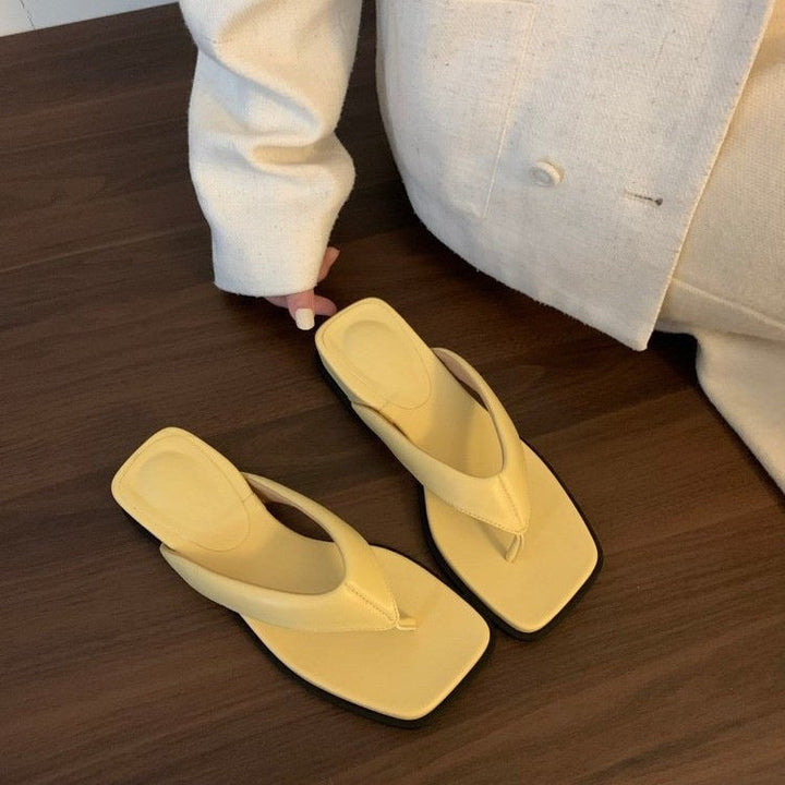 Damen Zehentrenner mit elegantem minimalistischen Design und komfortablen Fußbetten Drune