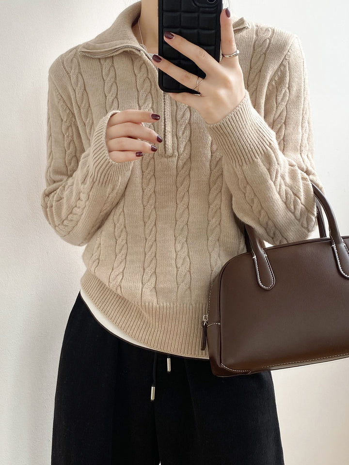 Damen Grobstrickpullover mit hochabschließendem Kragen und Zopfmuster Drune