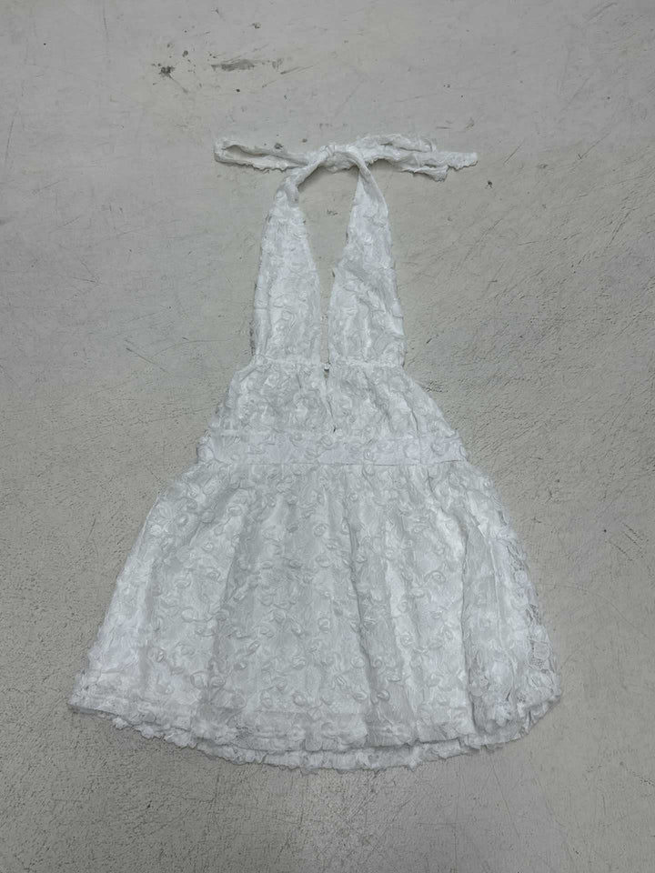 Damen Halterkleid mit floralen Spitzenakzenten Drune