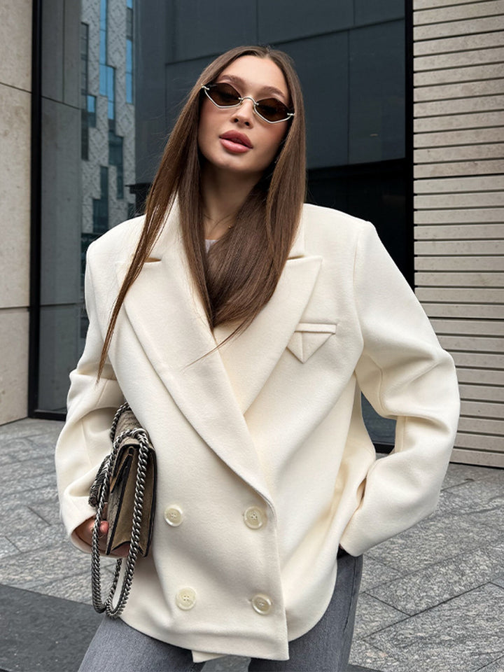 Damen Oversize Doppelreihiger Kurzblazer im Cocoon-Schnitt aus Wollmix Drune