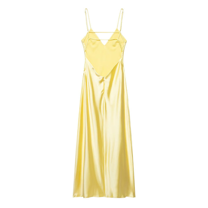 Femme Satin Slip Maxi Kleid mit verstellbaren Trägern Drune