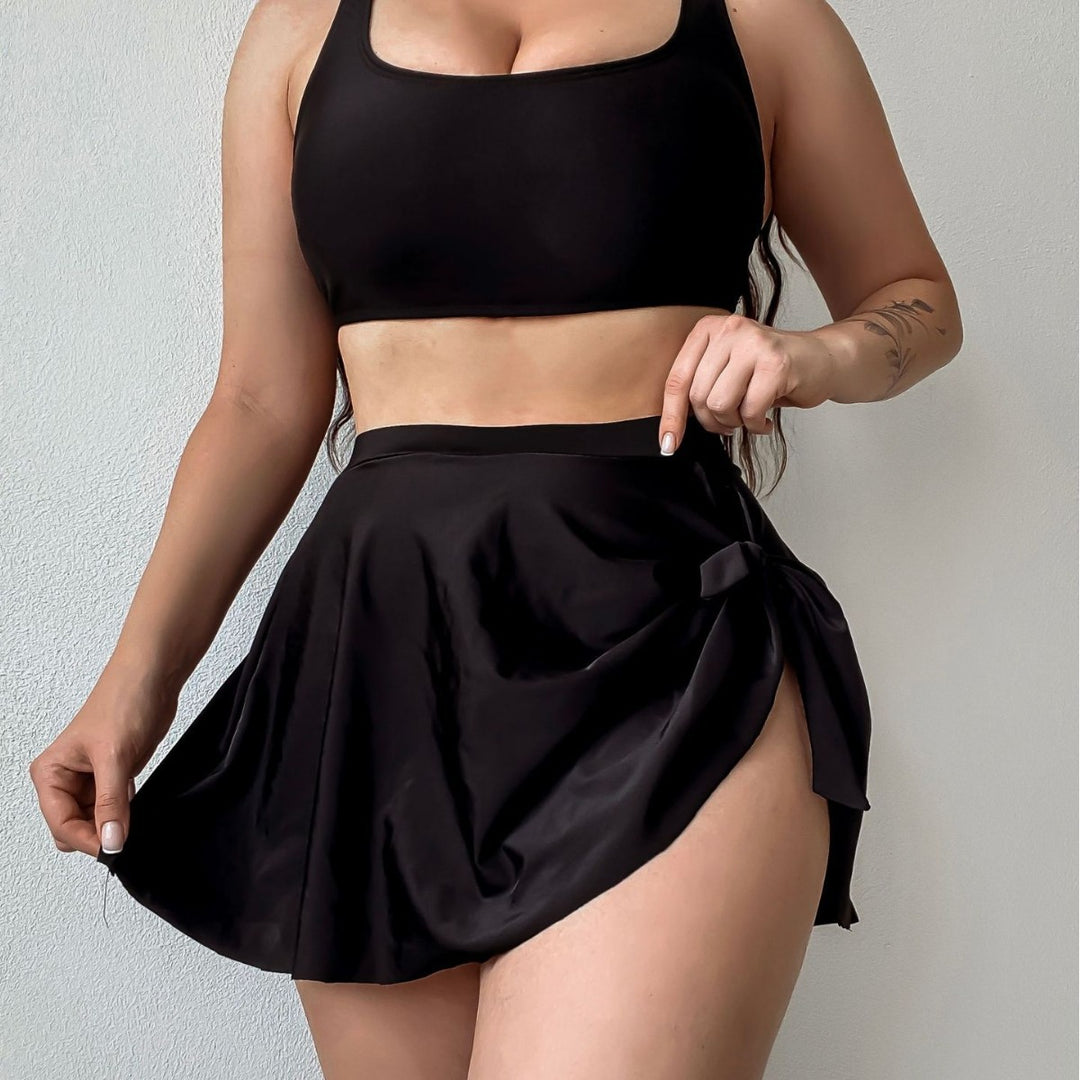 Damen Sportliches Badeoutfit mit schmeichelndem Rock Drune