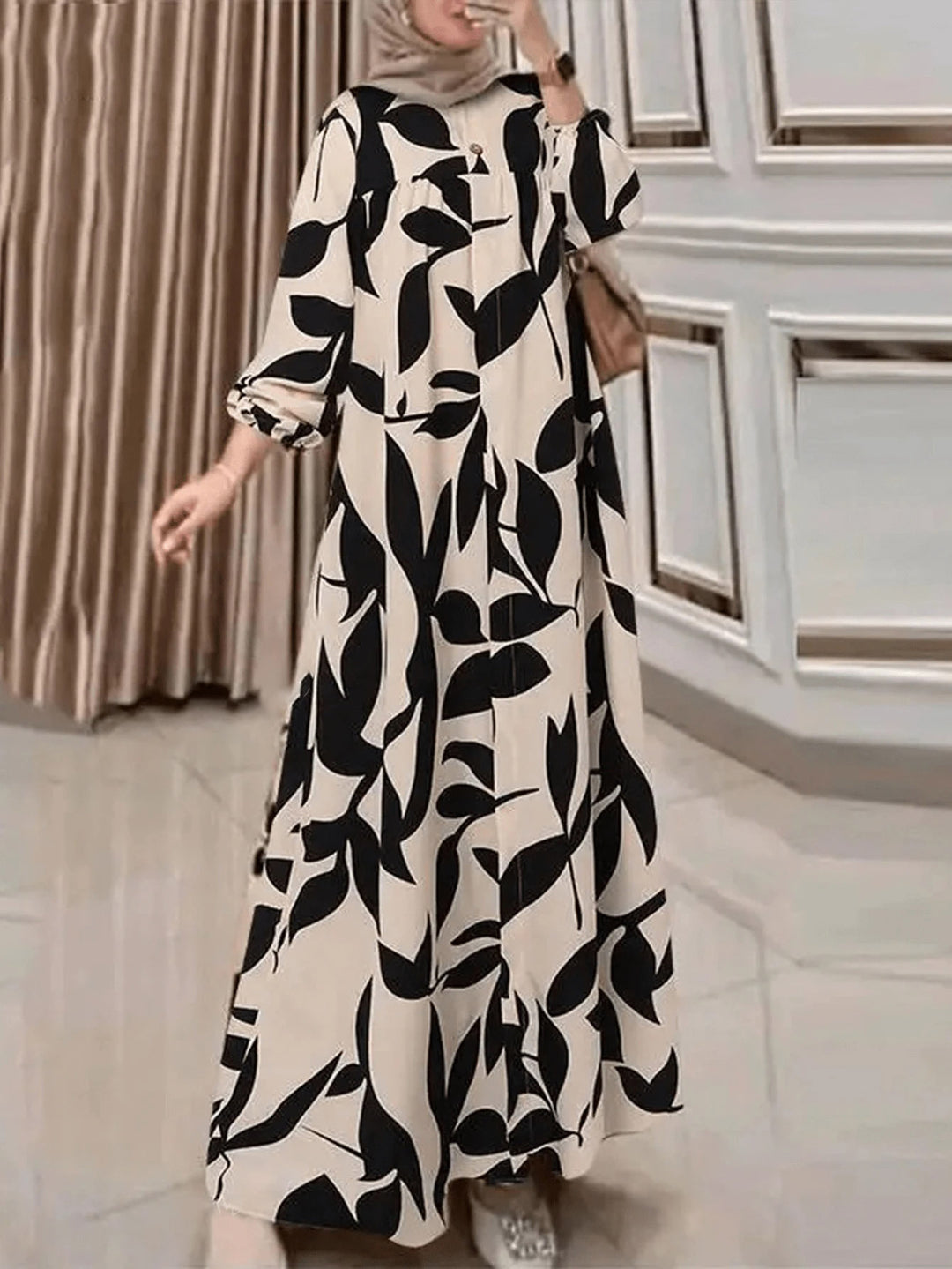 Damen Maxikleid mit lockerem A-Linien-Schnitt, weitem Fall und auffälligem Blattprint Drune