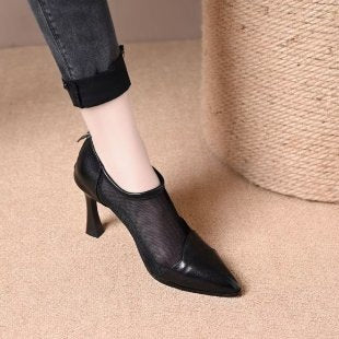 Damen Elegante Spitzer Pumps mit Transparenten Einsätzen Drune