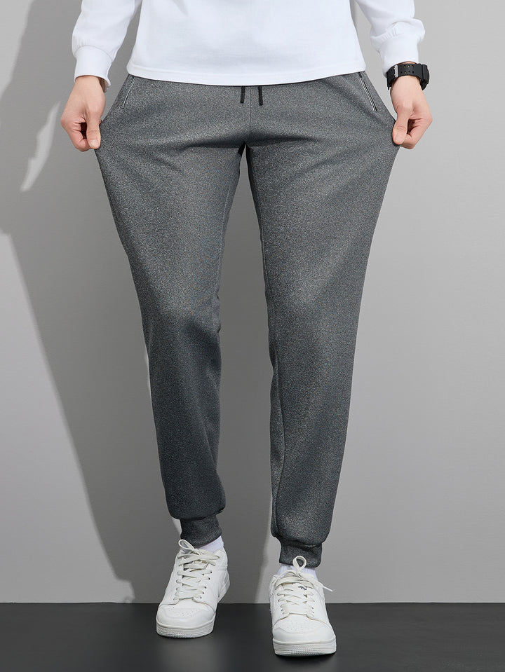 Herren Tapered Performance-Jogginghose mit elastischem Bund, Reißverschlusstaschen & gerippten Beinbündchen Drune