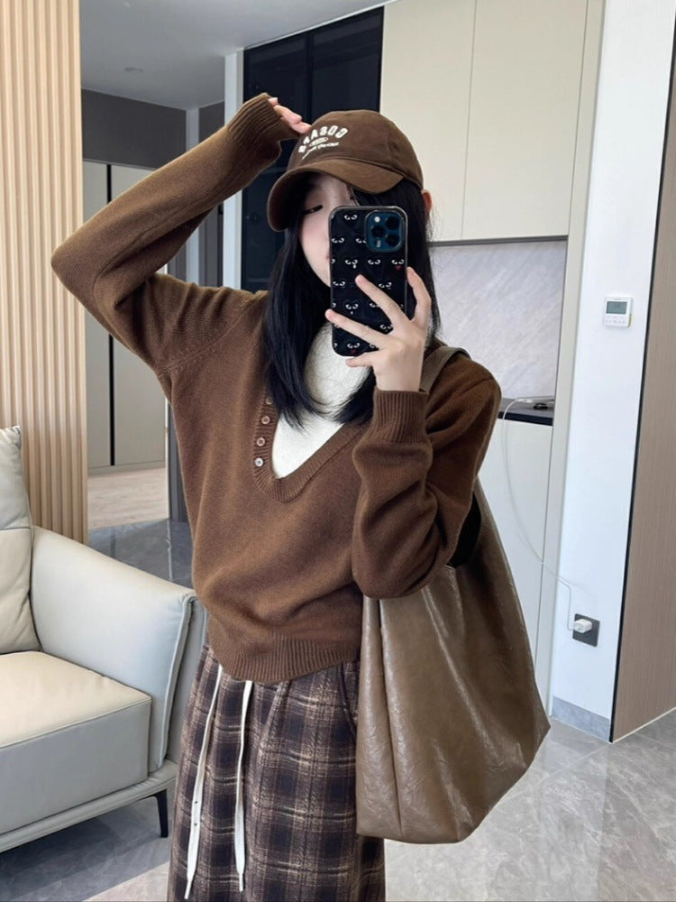 Damen Tiefer V‑Ausschnitt Feinstrickpullover mit Layering‑Effekt und leichter Taillierung Drune