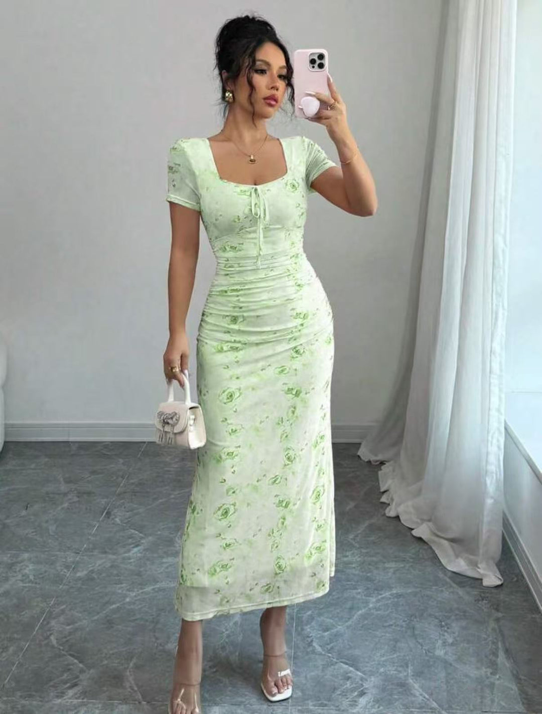 Damen Midi-Kleid mit raffinierten Falten und floralem Muster Drune