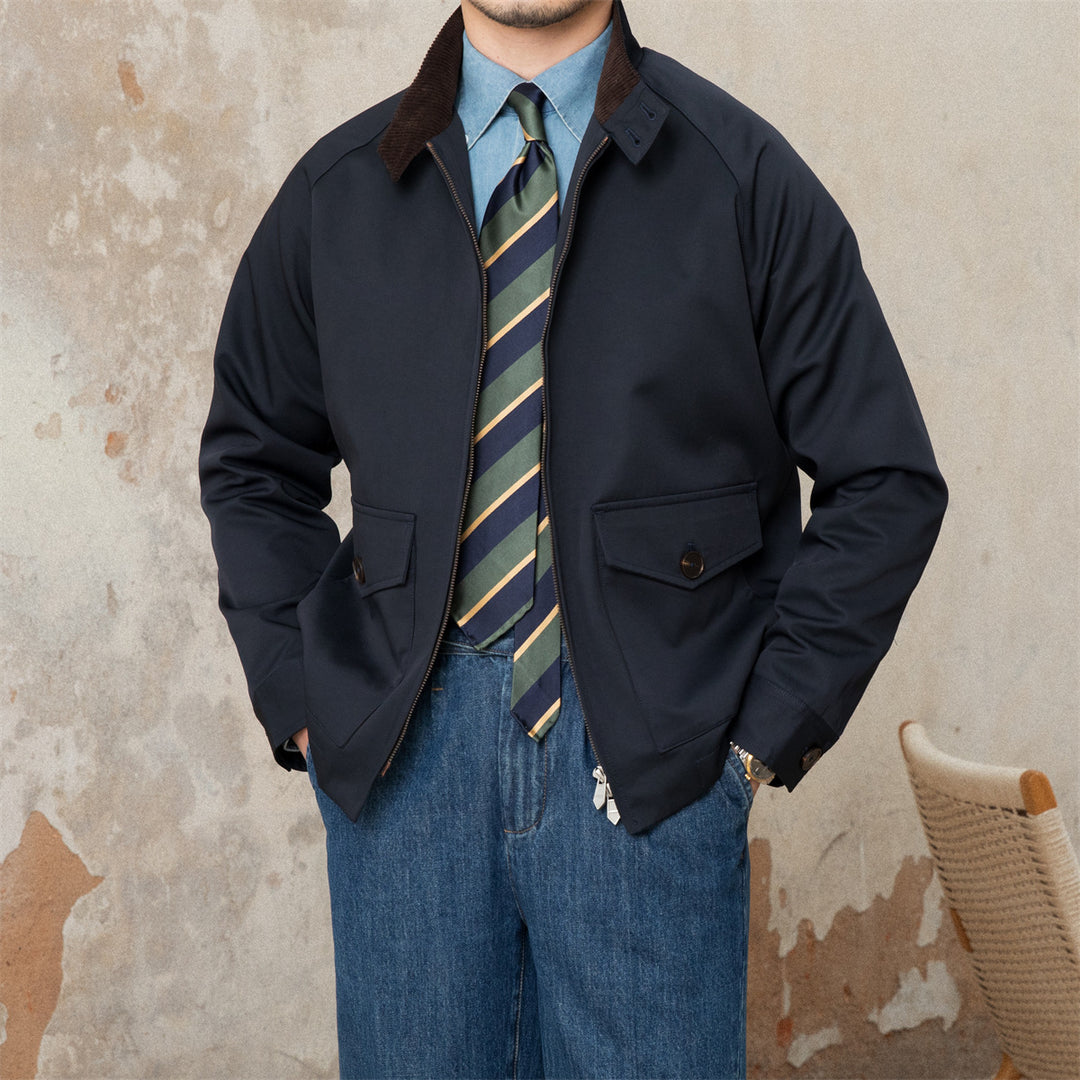 Herren Kurzblouson mit Cordkragen, Pattentaschen und Reißverschluss Drune
