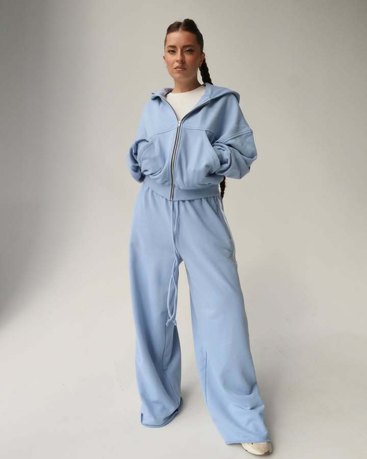 Damen lässiger Freizeit-Jogginganzug mit cropped Sweatjacke und weiten Hosen Drune