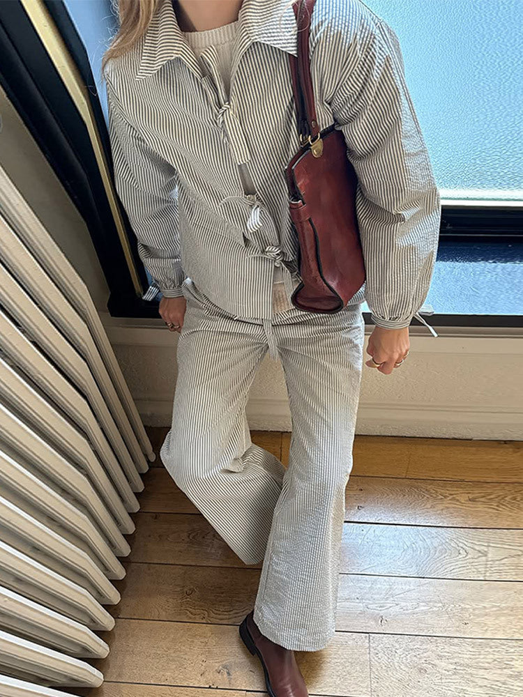 Damen modisches gestreiftes Zweiteiliges Set mit Oversized Jacke und weitem Hosen Drune