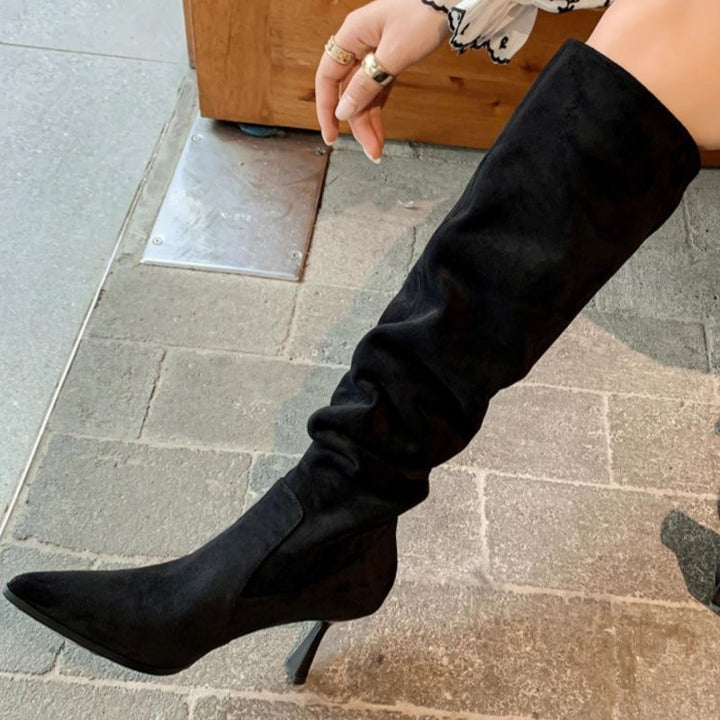 Damen kniehohe Slouch‑Stiefel aus Veloursoptik mit spitzer Zehenpartie und sculpted Stiletto Drune