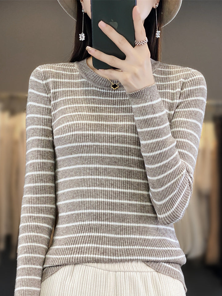 Damen Schmal geschnittener Feinstrick-Pullover mit dezenter Streifenstruktur und Rundhals Drune