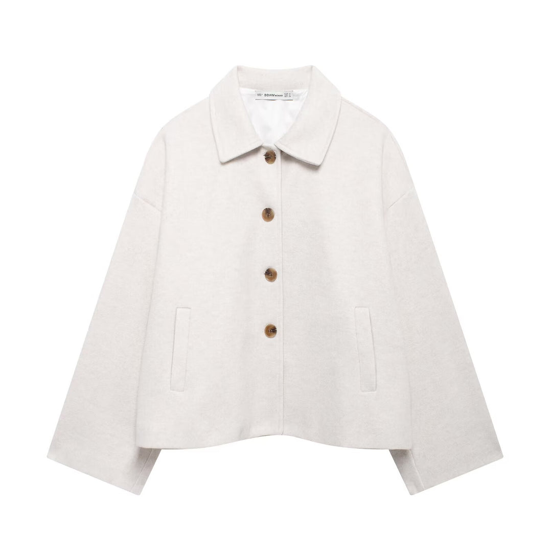 Damen nan kurze kastige Wolljacke mit Hemdkragen, durchgehender Knopfleiste und eingesetzten Eingrifftaschen Drune