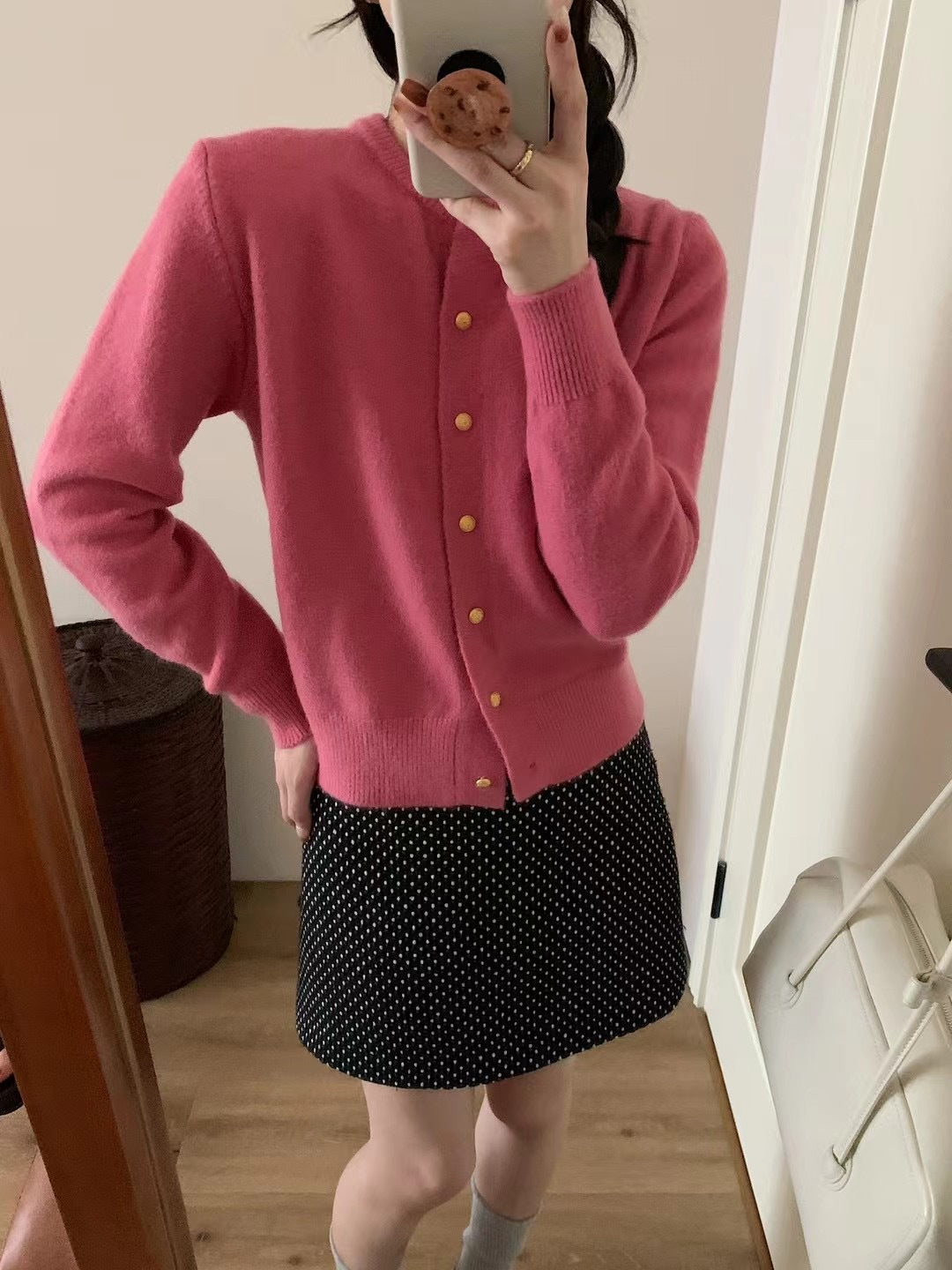 Damen Strickjacke mit eleganten Knopfdetails und weichem Material Drune