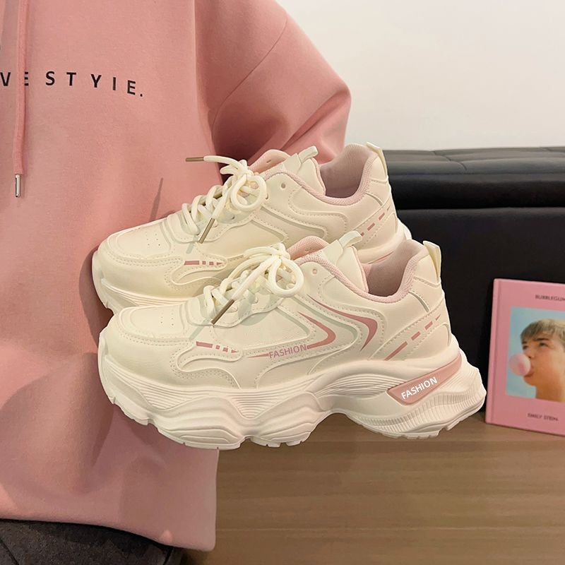 Damen Skulpturierte Wedgesneaker mit stufiger Plateausohle, atmungsaktivem Mesh und gepolstertem Komfortkragen Drune