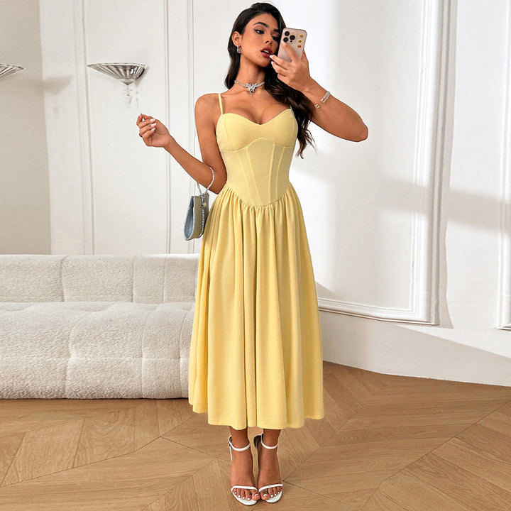 Damen elegantes Maxikleid mit taillierter Silhouette und feinen Trägern Drune