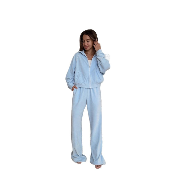 Damen Freizeitanzug aus weichem Fleece mit hohem Kragen und praktischen Taschen Drune