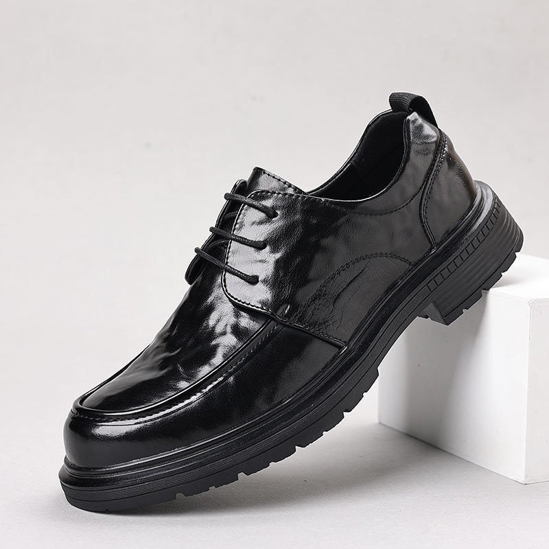 Herren Elegante Lack-Derby mit robuster Plateau-Gummisohle und gepolstertem Komfortschaft Drune