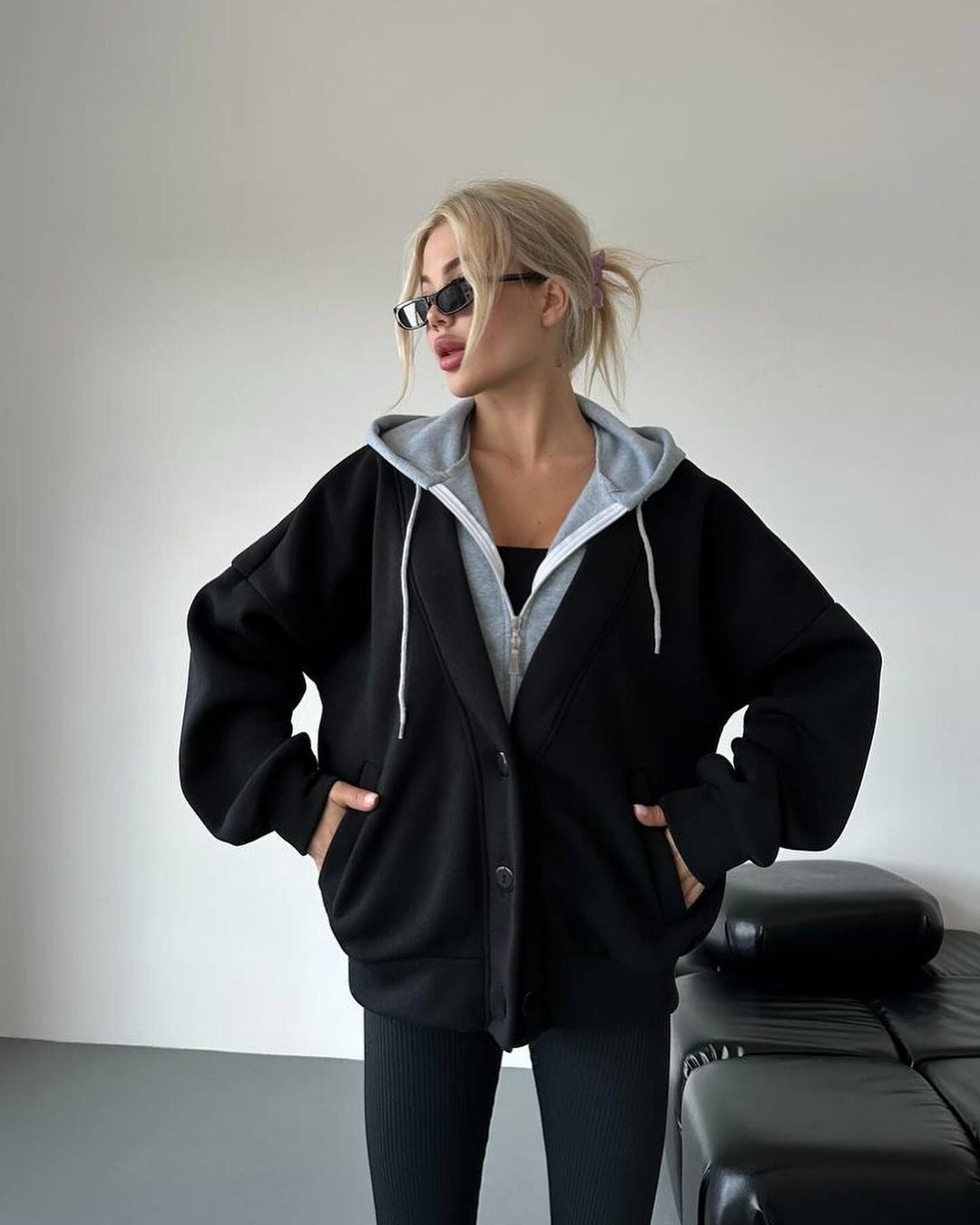 Damen gemütlicher Oversized-Jacke mit Kapuze und Druckknopfverschluss Drune