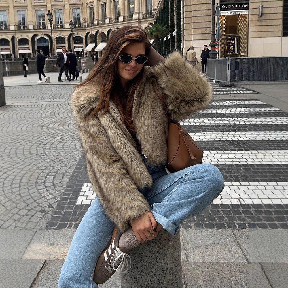 Damen Kurz geschnittener Faux‑Fur Boxy‑Mantel mit Kapuze und Reißverschluss Drune