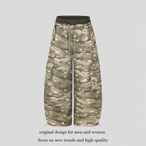 Damen Weite Cargo-Hose mit Herzen-Camouflage, Tunnelzugbund und großzügigen Taschen Drune