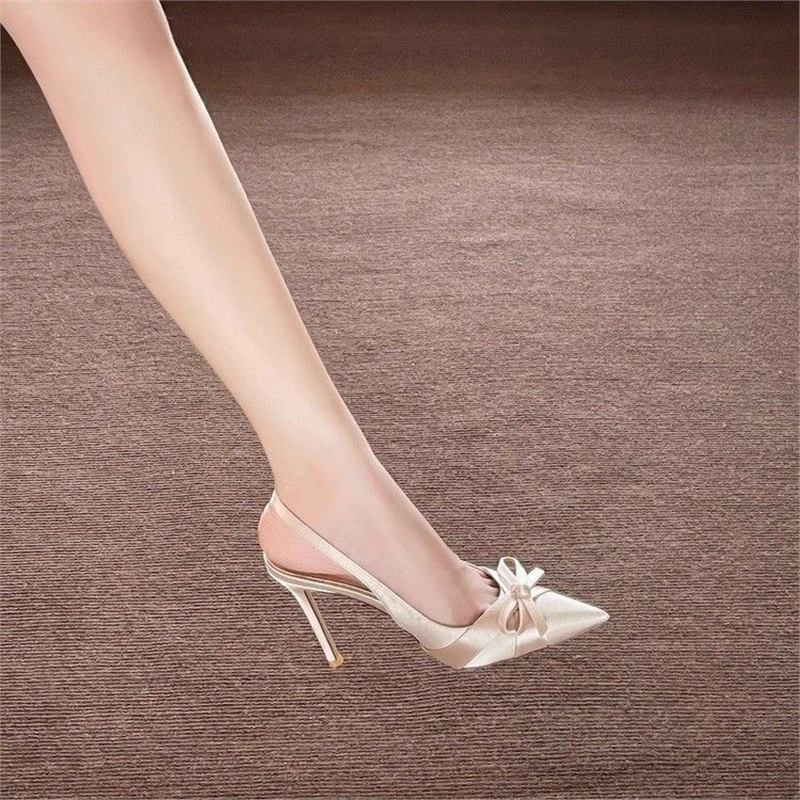 Damen Elegante spitz zulaufende Satin-Mules mit niedrigem Kittenabsatz und Zierschleife Drune