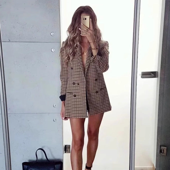 Damen nan taillierter Longblazer im Doppelreiher mit Reverskragen und Pattentaschen Drune
