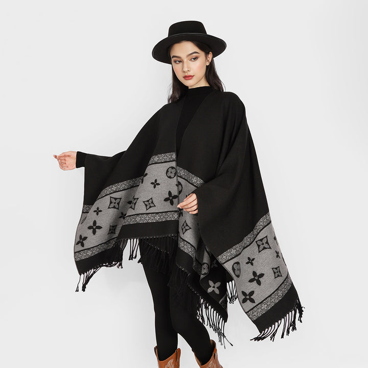 Damen Fransen-Capeponcho im Jacquard-Wollmix mit asymmetrischem Zipfelsaum Drune