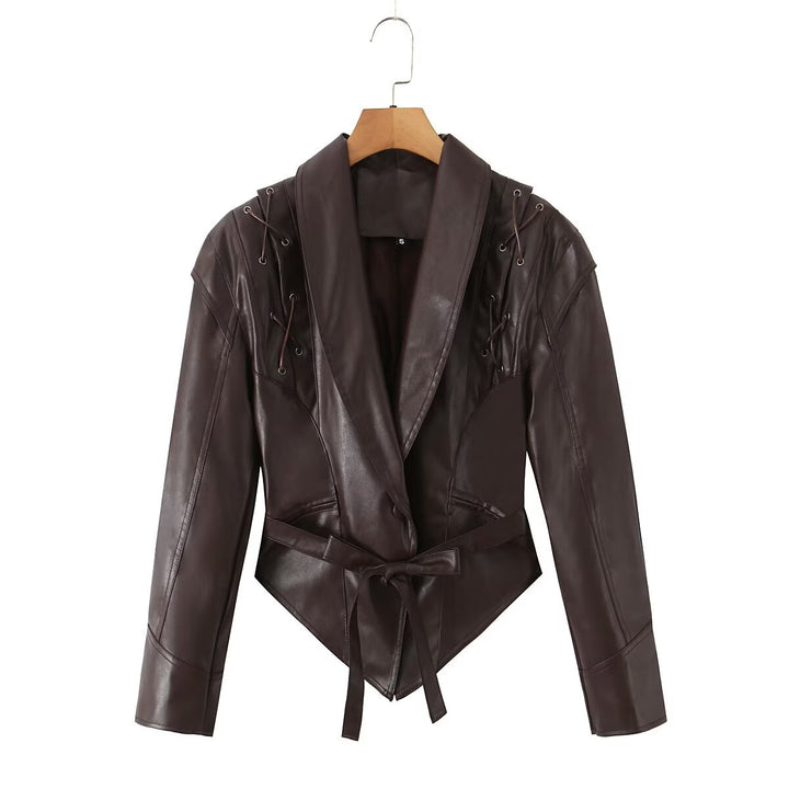 Damen taillierter Kunstlederblazer mit Schnürdetails an den Schultern und Bindegürtel Drune