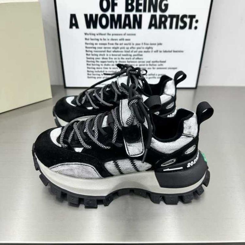 Damen Sportliche Sneaker mit rutschfester Profilsohle und atmungsaktivem Obermaterial Drune