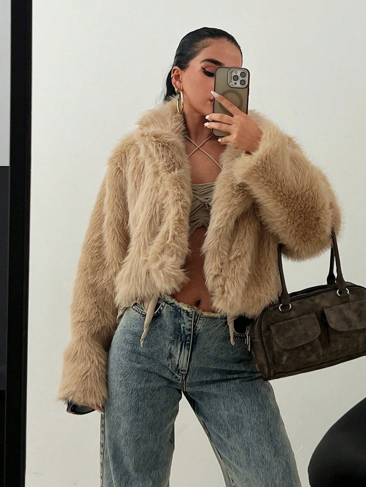 Damen Modische Kurzjacke mit glamourösem Kunstfell Drune