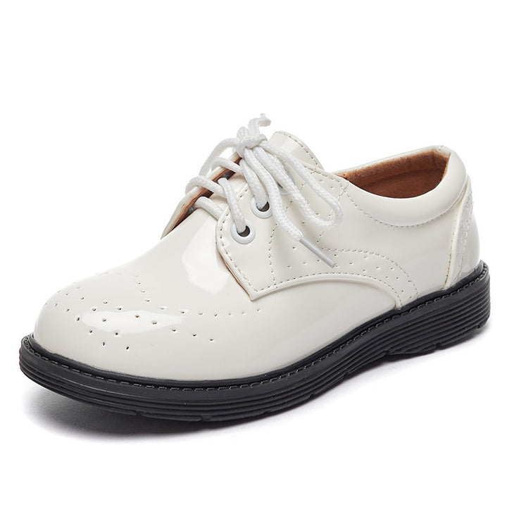 Damen Klassische Lacklederschuhe mit perforierten Details Drune