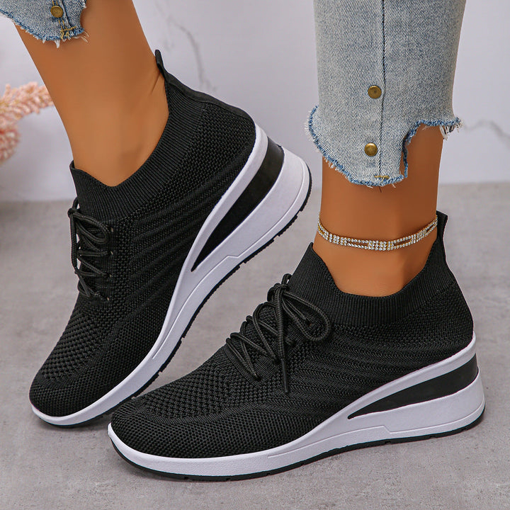 Damen Sportliche Wedge-Sneaker mit atmungsaktivem Mesh-Obermaterial und rutschfester Sohle Drune