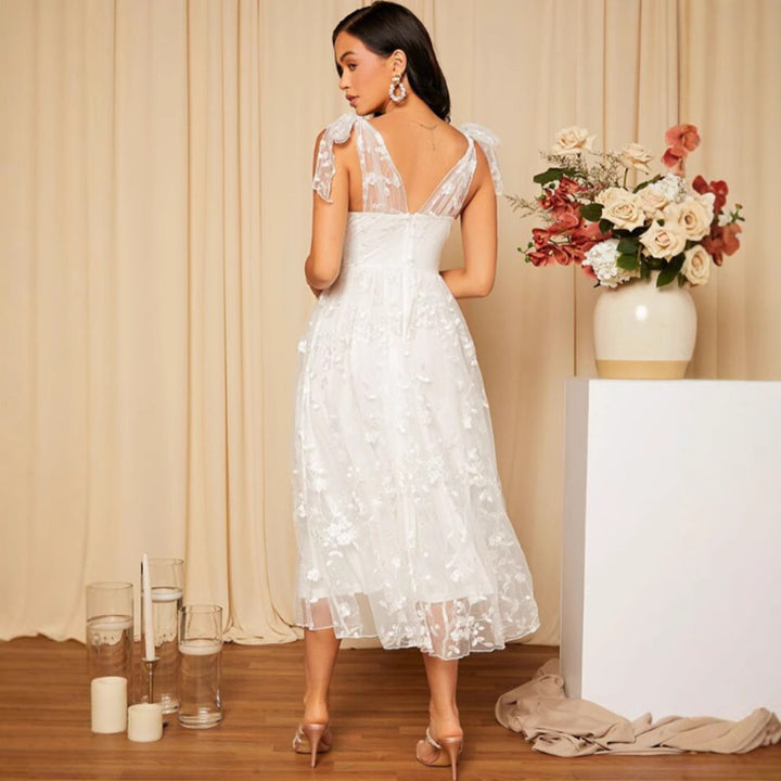 Damen elegantes Midikleid mit floralen Applikationen Drune