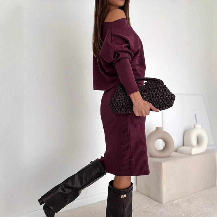 Damen Zweisitiges geripptes Strick-Set mit Off-Shoulder-Oversize-Pullover und tailliertem Midirock mit Seitenschlitz Drune