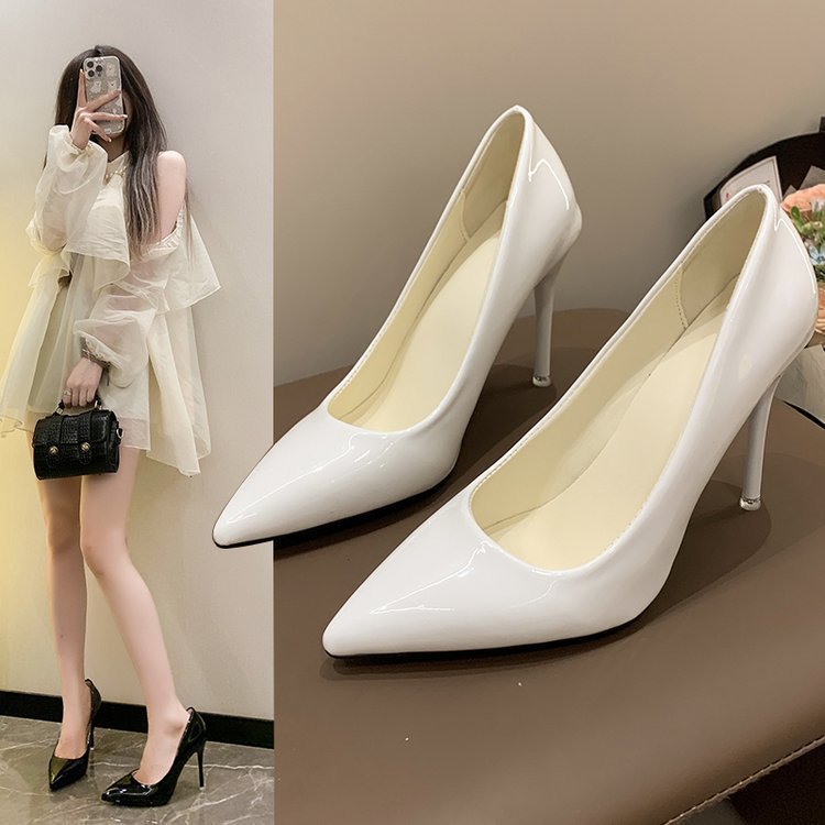 Damen Patent-Pumps mit spitzer Zehenform, schlankem Stiletto und gepolsterter Komfortsohle Drune