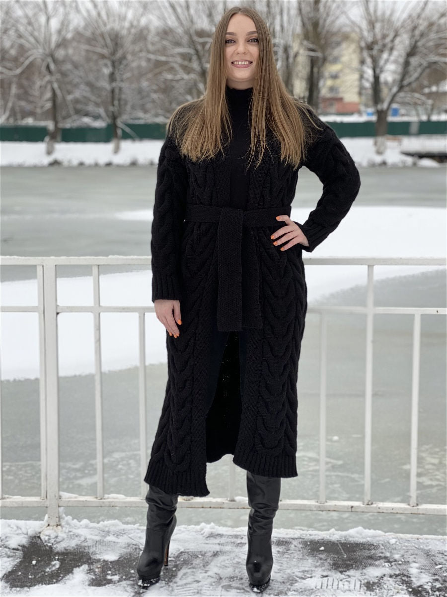 Damen Grobstrick-Mantel mit markantem Zopfdesign und offenem Schnitt Drune