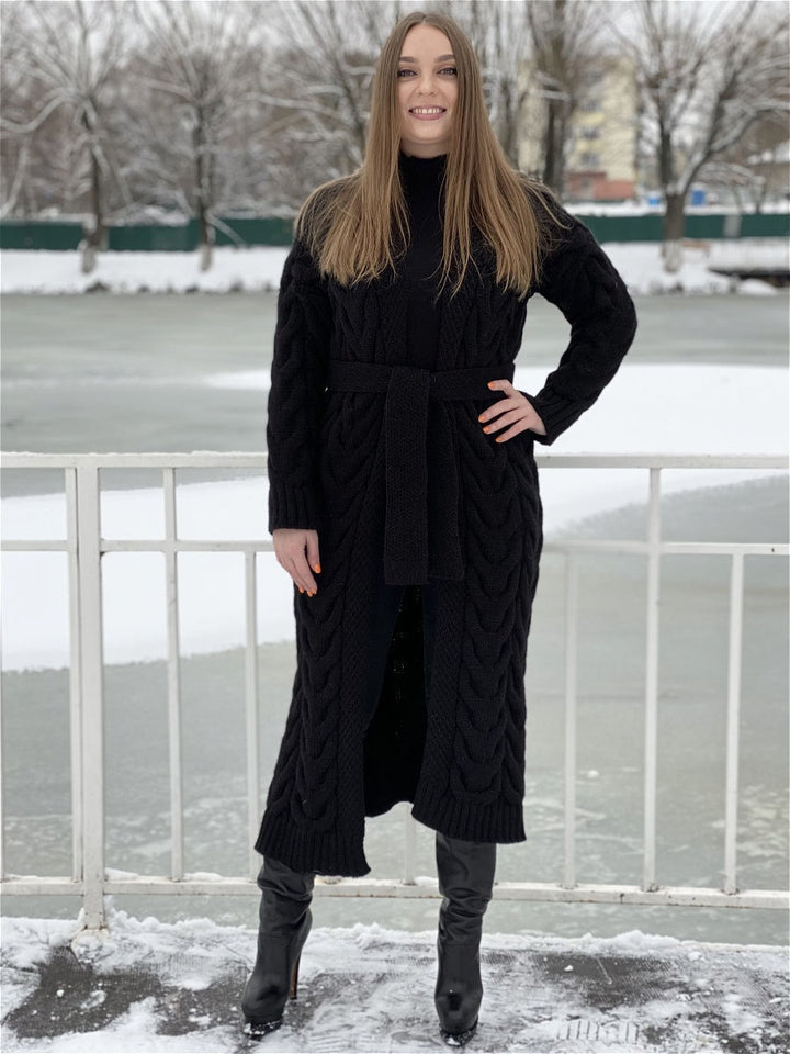 Damen Grobstrick-Mantel mit markantem Zopfdesign und offenem Schnitt Drune