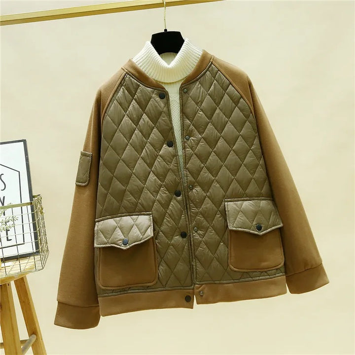 Damen nan wattierte Baseball-Bomberjacke mit Rautenstepp, Klappentaschen und elastischen Bündchen Drune