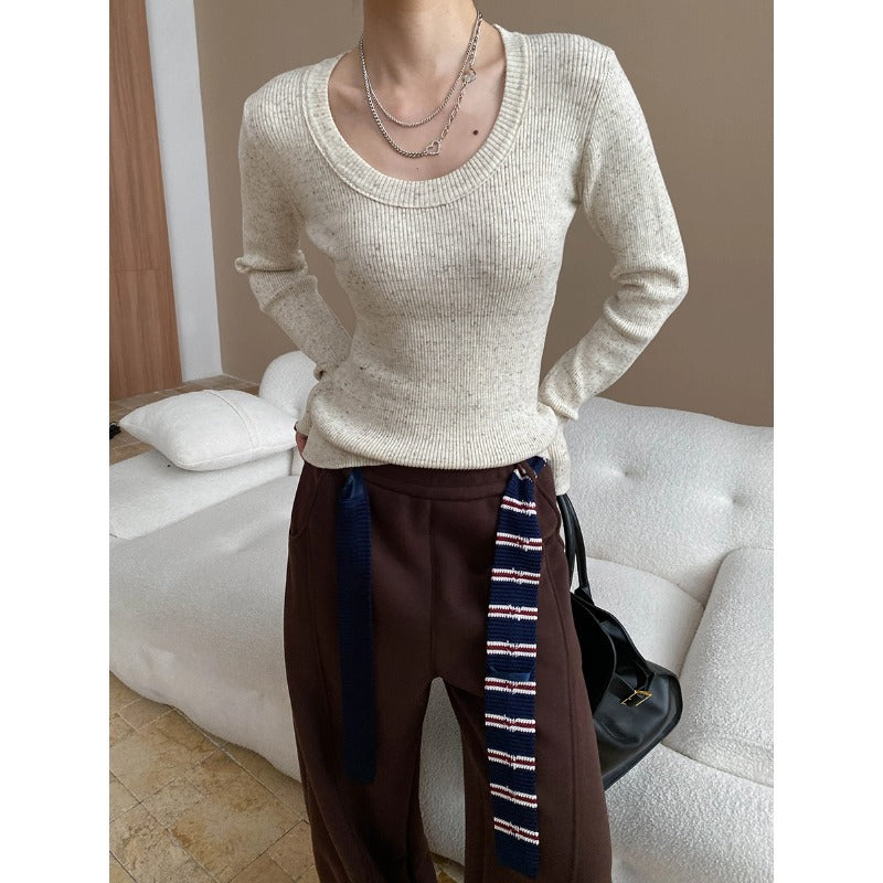 Damen eleganter Strickpullover mit tiefem V-Ausschnitt und feinen Rippdetails Drune