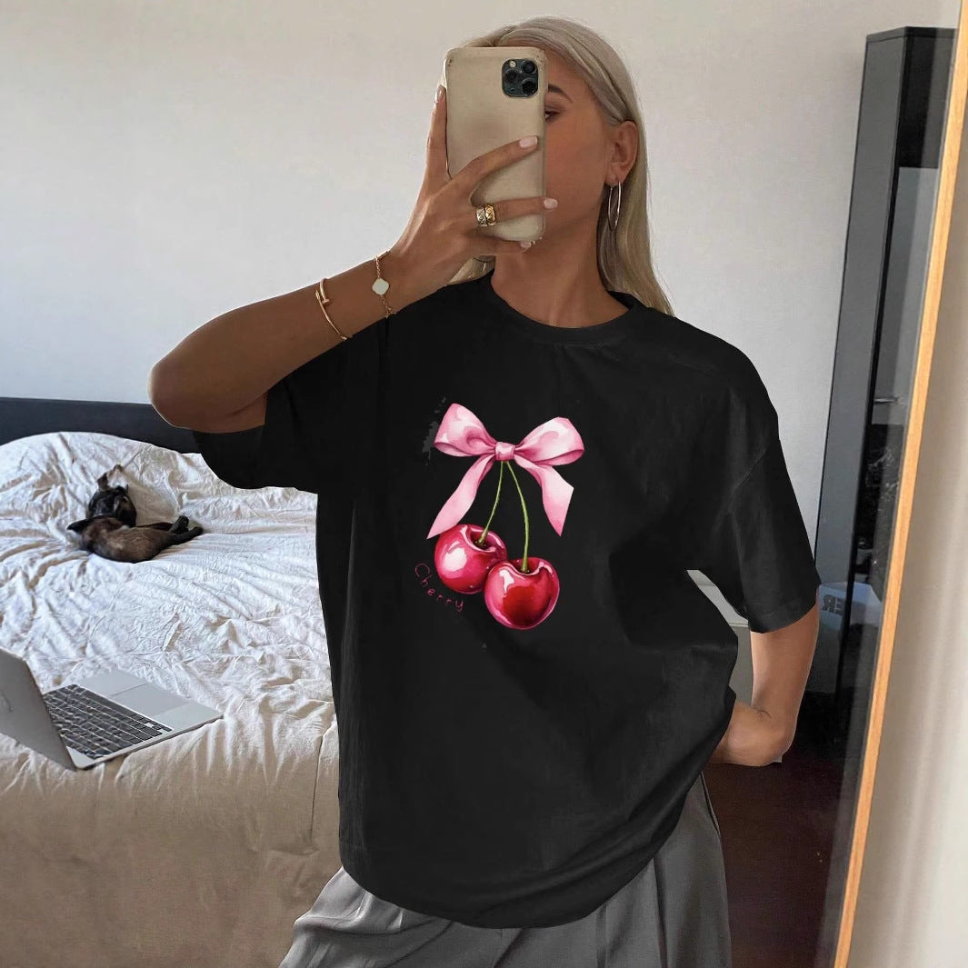 Damen T-Shirt mit fruchtigem Kirschmotiv und verspieltem Schleifendetail Drune