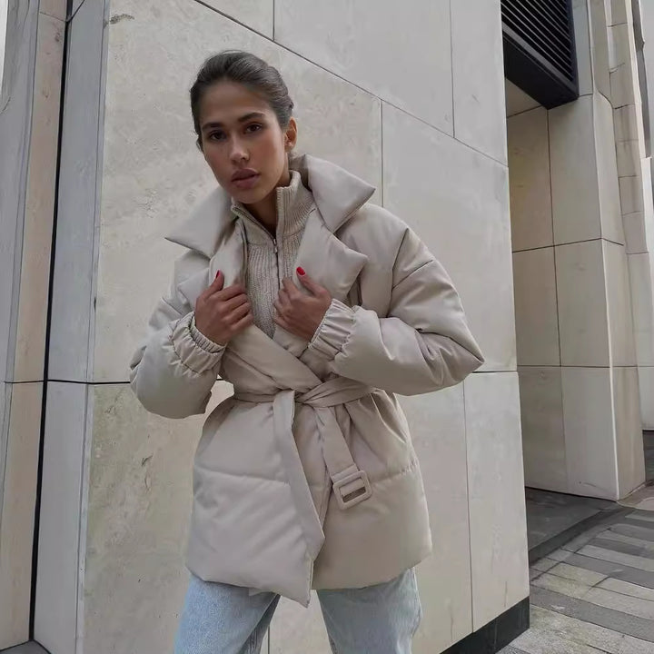 Damen Wattierte Taillierte Steppjacke mit Gürtel und Kapuze Drune