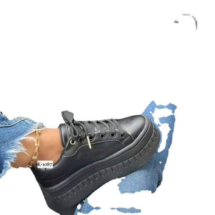Damen Plateau-Sneaker mit glänzender Oberflächenstruktur und rutschfester Sohle Drune