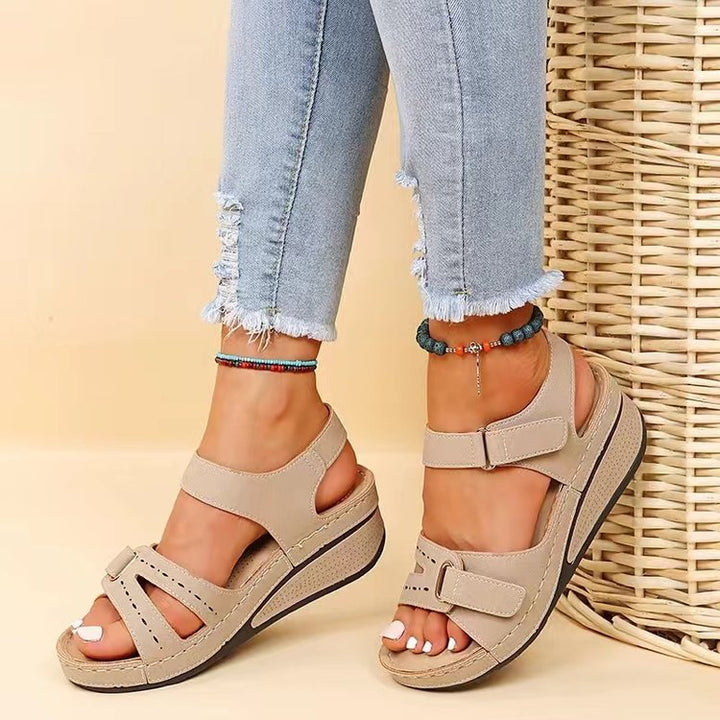 Damen Komfort-Sandalen mit verstellbaren Klett- und Schnallenriemen sowie ergonomischem Fußbett Drune