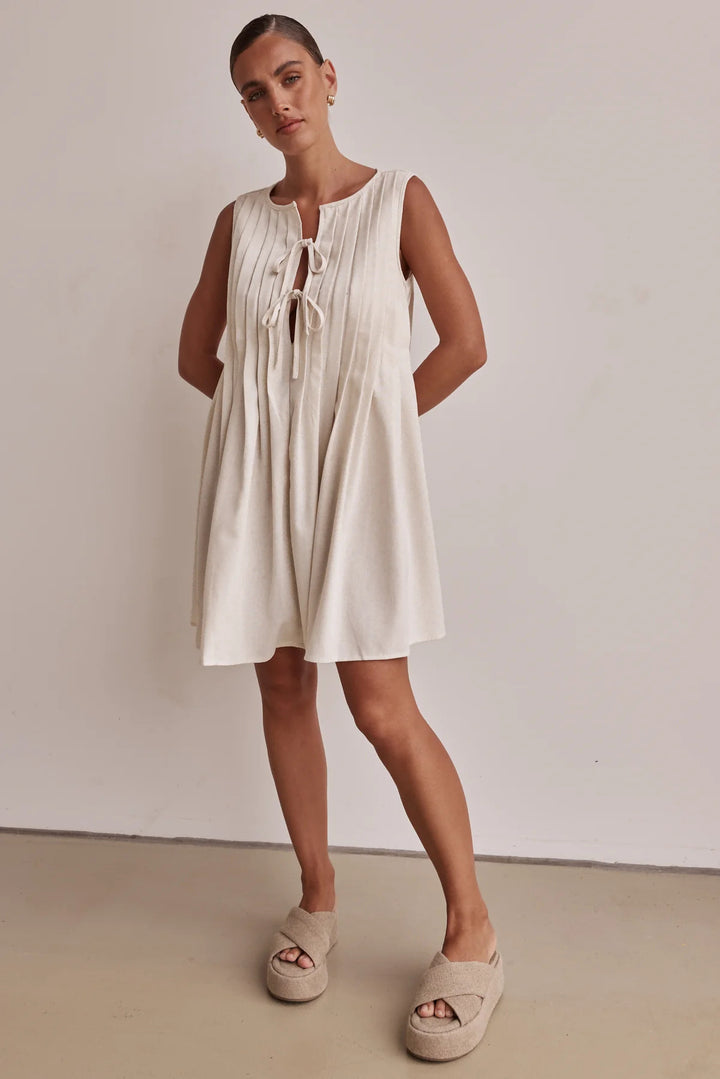 Damen A-Linien Kleid mit verspieltem Knoten und raffinierten Falten Drune