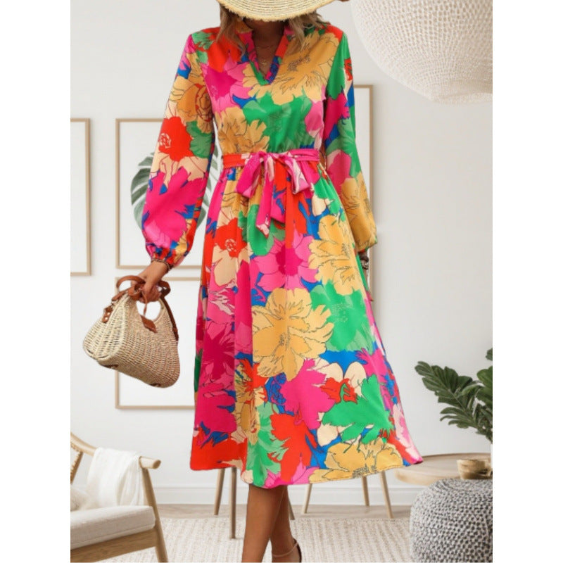 Damen Maxi-Kleid mit floralen Mustern und schwingendem Rock Drune