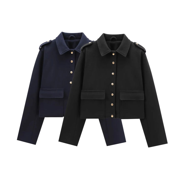 Damen nan kurz geschnittene Boxy-Jacke aus Wollmix mit Schulterklappen, aufgesetzten Pattentaschen und goldfarbenen Zierknöpfen Drune