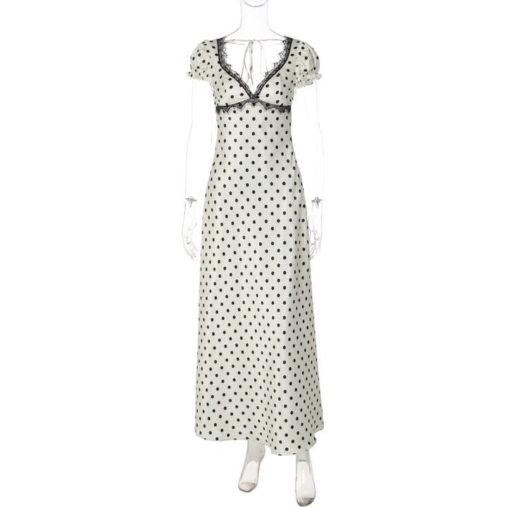 Damen Polka Dot Maxikleid mit eleganten Rüschendetails und nostalgischem Ausschnitt Drune